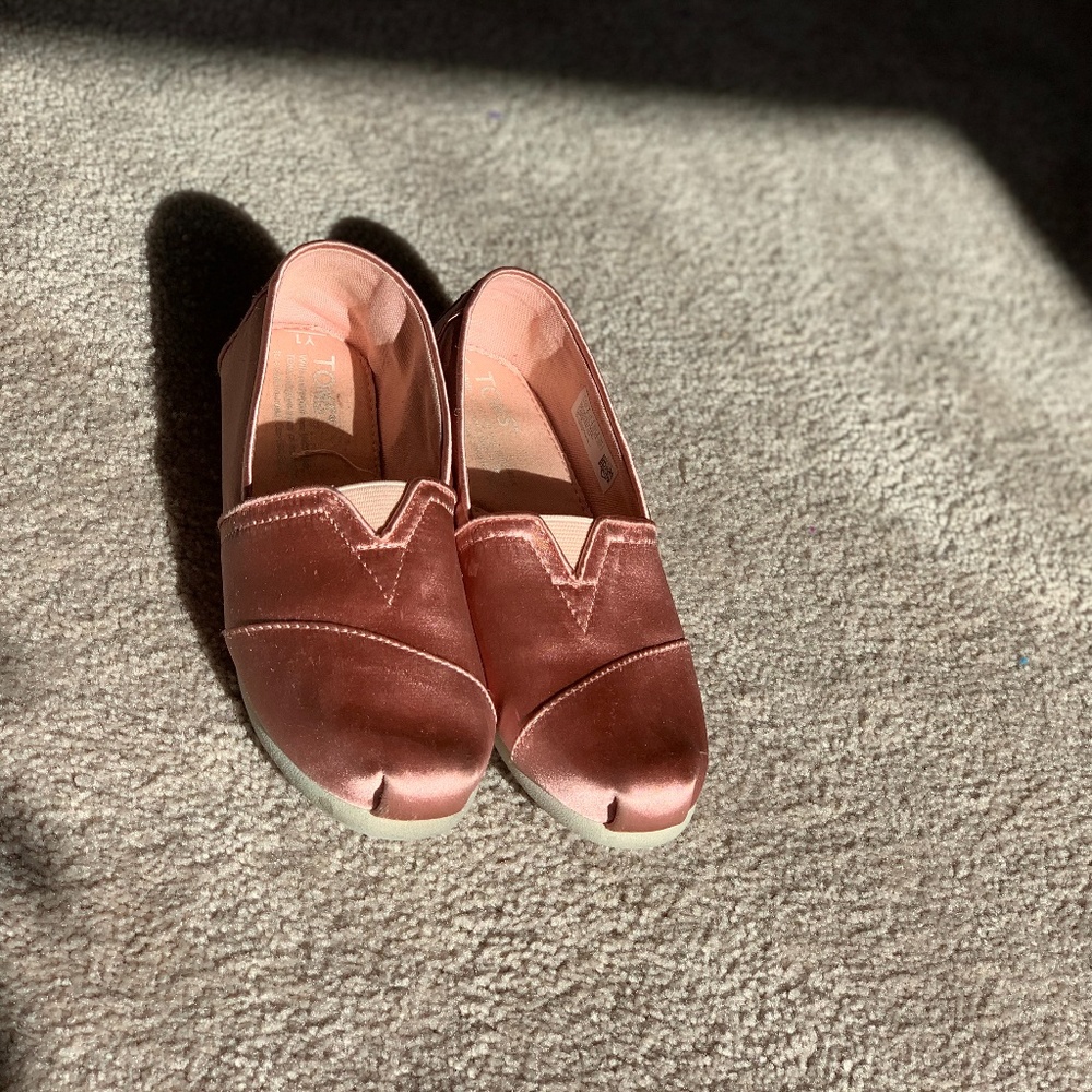 Girl's Rose Pink Satin Alpargata Toms